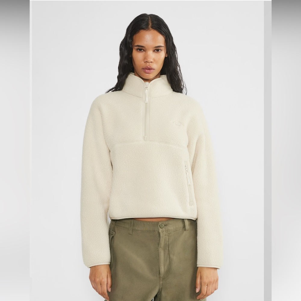 Aritzia TNA Polartec Thermal Pro 1/2 zip Hi-Hip Fleece size large in Mullein